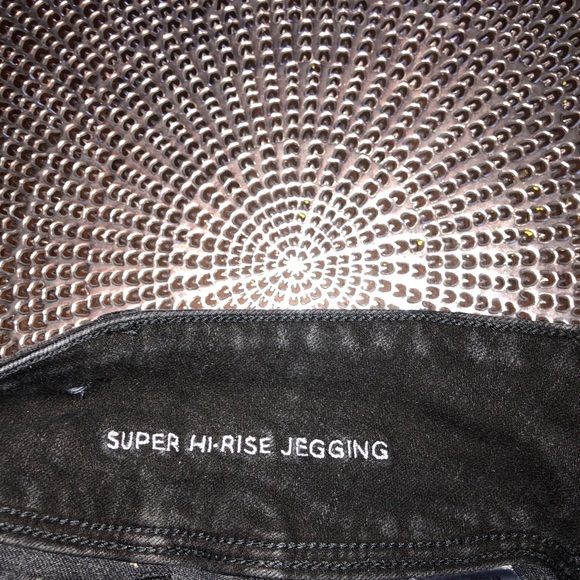 American Eagle Jeans - Picture 6 of 6